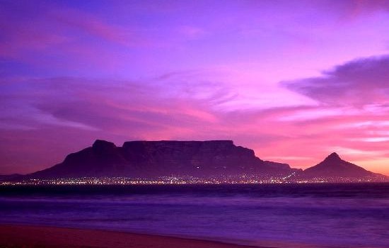 Vista view of Table Mountain, Cape Town
